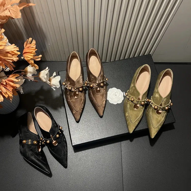 【现现】新款简约轻奢感舒适时尚百搭法式秀气细根爆款尖头高跟鞋