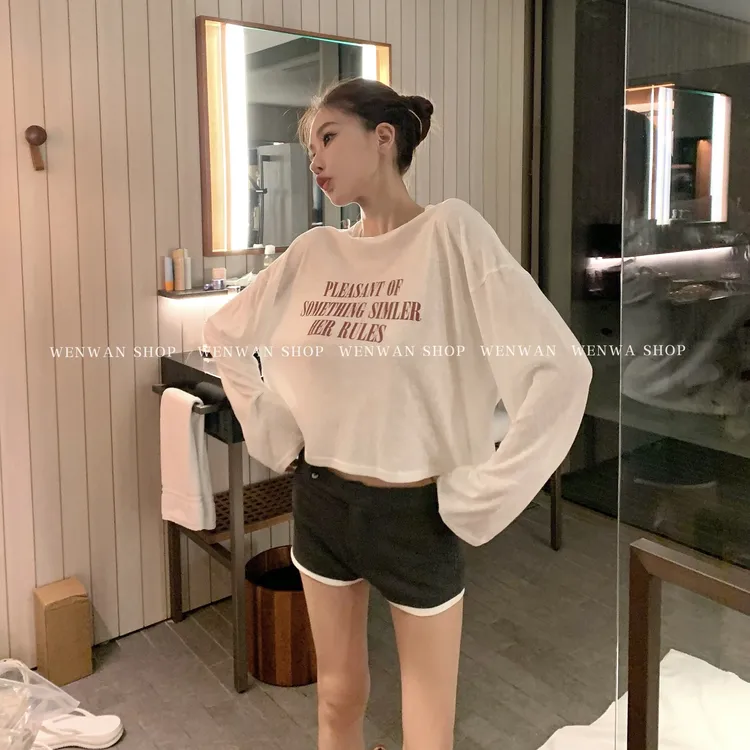 【绯闻韩女】透气字母印花轻薄宽松长袖T恤