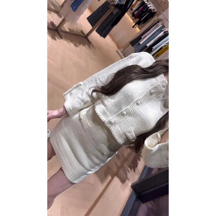 法式气质高智感短外套上衣包臀半身裙子女2025秋新款小香针织套装