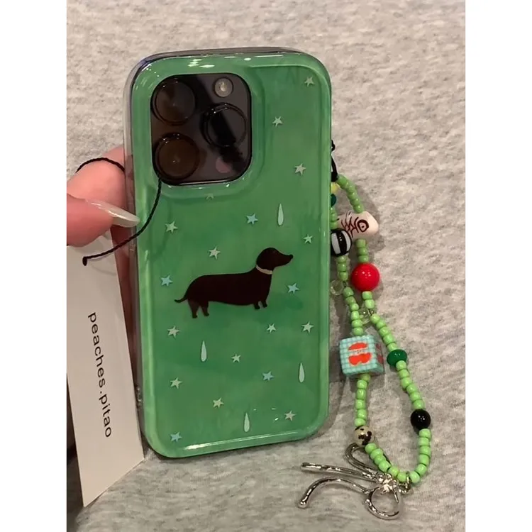 绿底星星雨滴腊肠狗适用苹果16Promax手机壳vivo华为oppo小米大孔