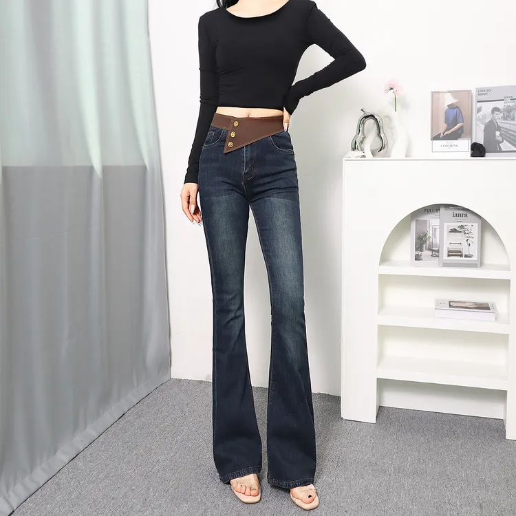 春秋季高腰弹力微喇牛仔裤女2025年新款修身性感韩版显瘦喇叭裤