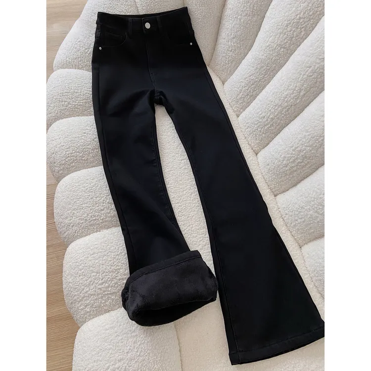黑色加绒贴腿微喇牛仔裤女秋冬2025新款高腰显瘦垂感马蹄喇叭裤子