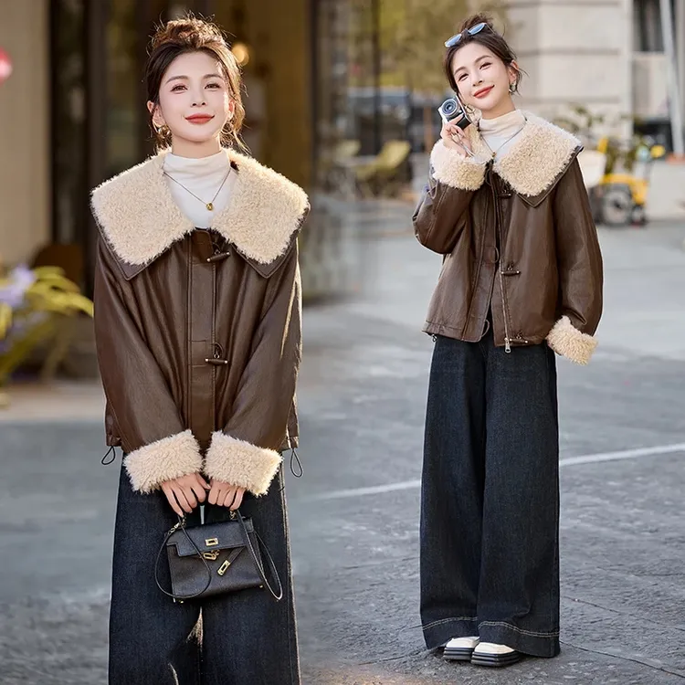 大翻领羊羔皮毛一体毛外套女2025冬季新款高级感加厚保暖短款上衣