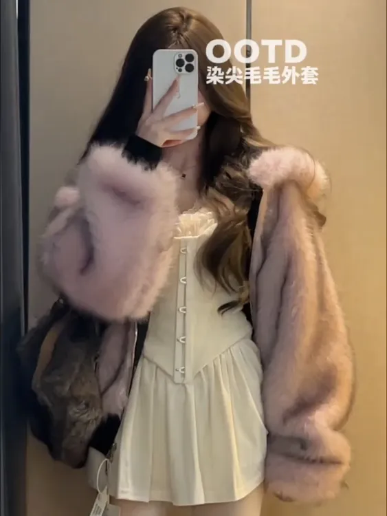 粉墨正反两穿连帽环保毛毛外套女秋季新款宫廷风上衣+半裙三件套