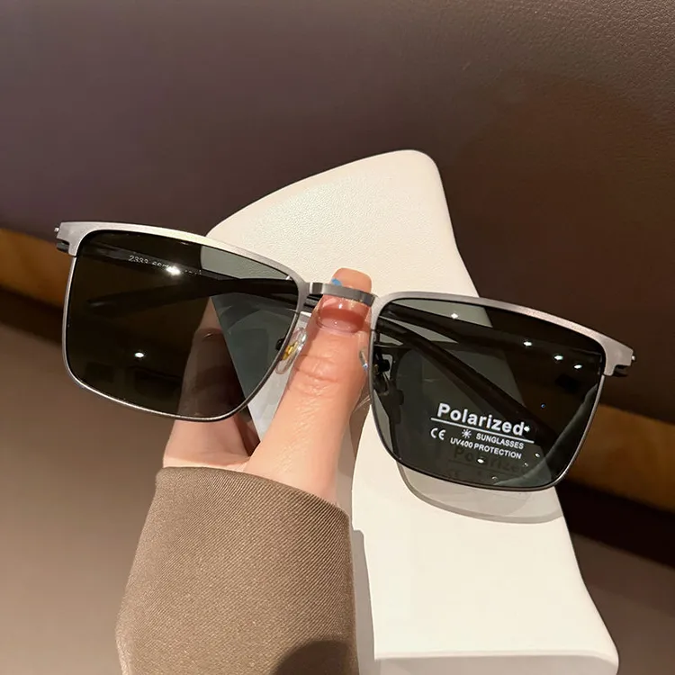 2025款高级感开车驾驶专用偏光太阳镜男款时尚方框墨镜户外眼镜