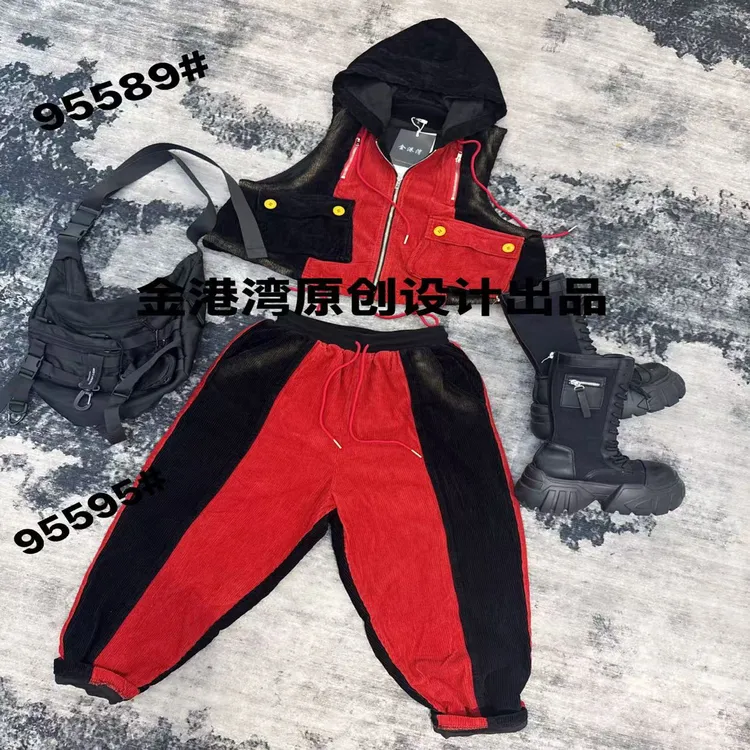 撞色拼接时尚平绒马甲小哈裤套装女秋季新款工装运动休闲长裤套装