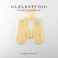 Glele私服「挂绳羊毛手套」羊毛混纺麻花针织包指挂脖手套女