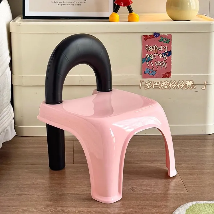小凳子带靠背默默爱儿童拎拎凳家用浴室防滑塑料凳子宝宝卡通餐椅