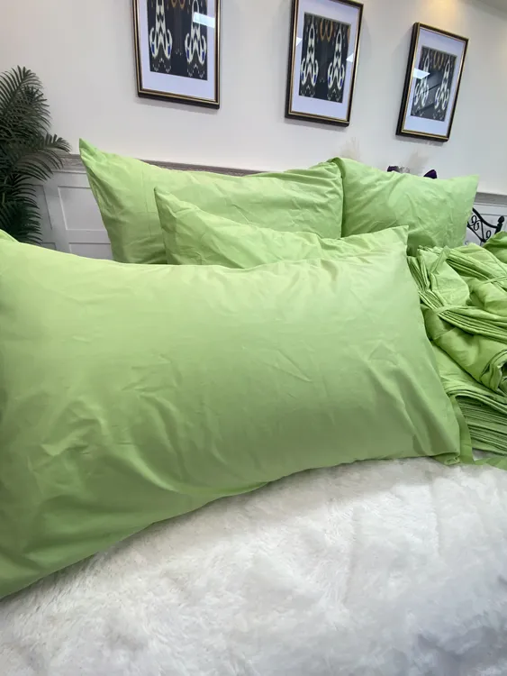 绿色纯色枕头套到手两个