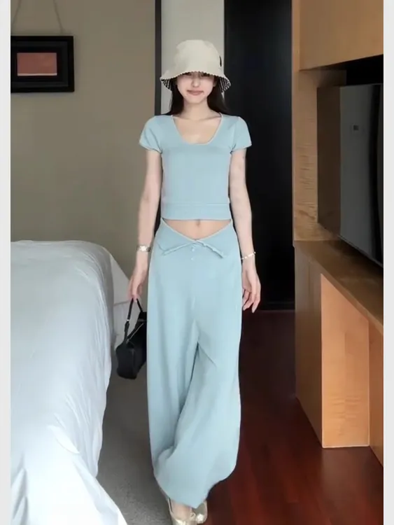 韩系蓝色针织短袖上衣阔腿裤套装女夏季富家千金感盐系轻熟两件套