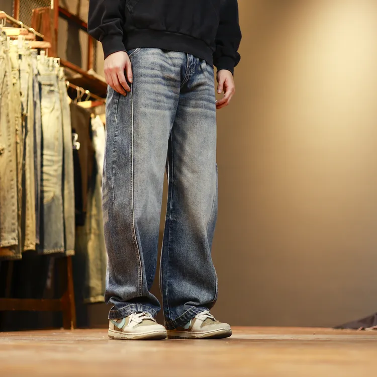 K5026宽松拼接复古洗水做旧潮流弯刀牛仔裤