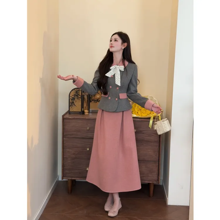 【心软的神】<77>韩系撞色翻领夹棉毛呢外套+半身裙套装XMZH10242