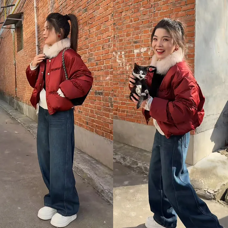 2025年冬季一整套百搭新年圣诞节穿搭短款棉服高腰牛仔裤两件套装