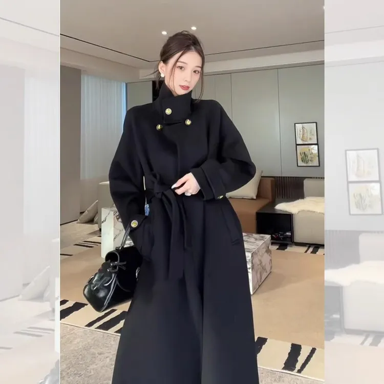 高级感大牌黑色呢子大衣女2025年冬季新款加厚赫本风系带毛呢外套