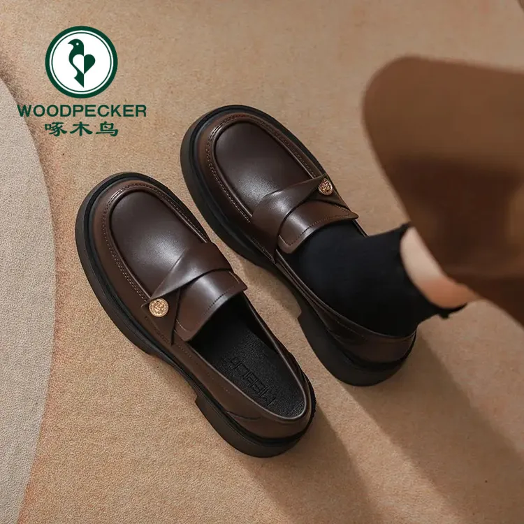 啄木鸟软底乐福鞋女2025春季新款百搭厚底一脚蹬单鞋英伦风小皮鞋