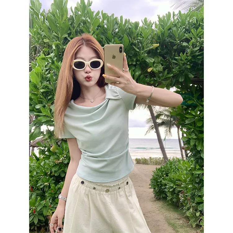 曾小咸 两色少女斜肩扭结露锁骨短袖T恤Z252TXA6525