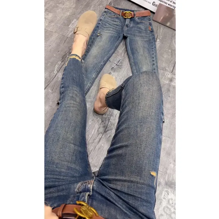 2025年春季新款大码九分小脚牛仔裤女梨型身材穿搭弹力显瘦铅笔裤