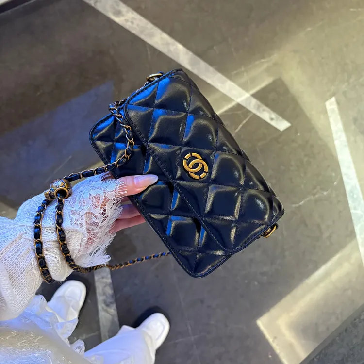 小香风链条斜挎包高级感单肩包多格层小包2025新款韩版方胖子