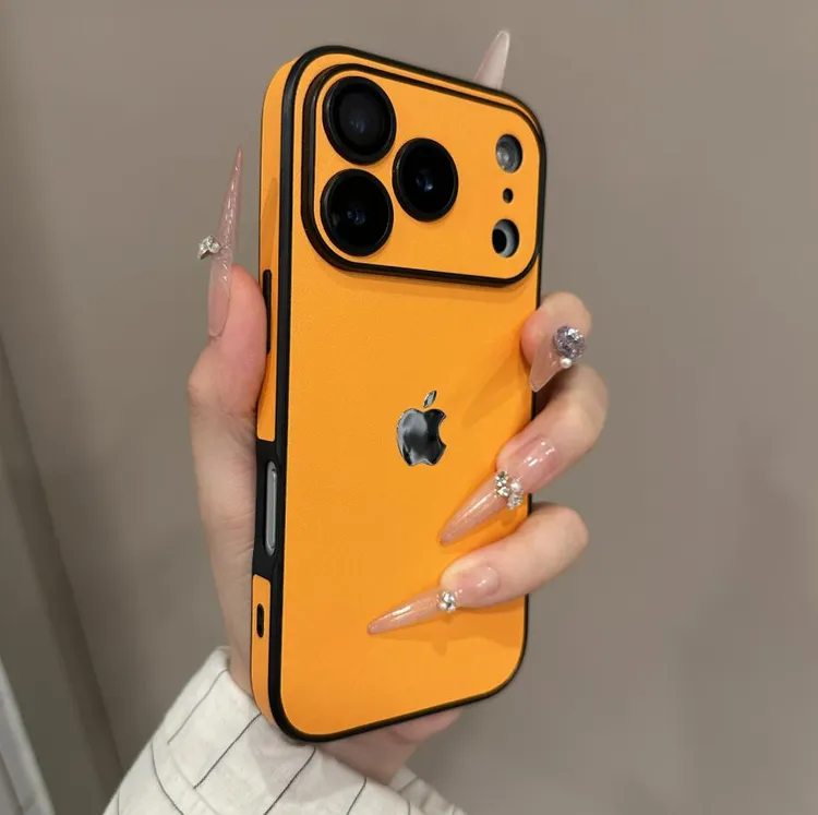 简约白色皮质带镜头膜适用iPhone16Promax苹果15手机壳17硬13/12