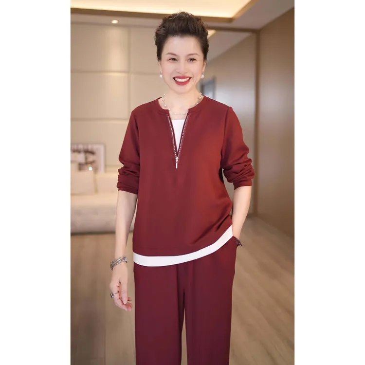 【直播间同款】年轻妈妈秋季运动套装2025新款时尚洋气中年人休闲