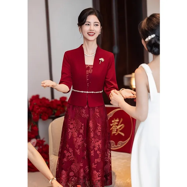 10月份喜婆婆婚宴装2025新款假两件遮肚子连衣裙结婚妈妈礼服