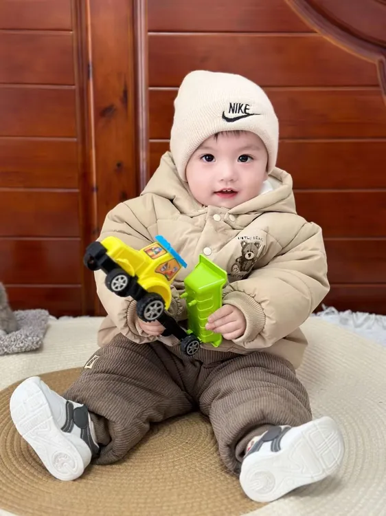 恒温棉服冬装加厚恒温保暖洋气男宝