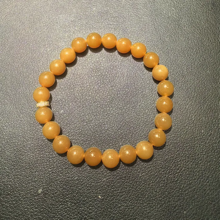 新疆且末金山糖白手串