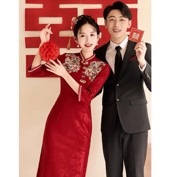 古法酒红色复古秋冬走秀长袖秋季修身显瘦夏季女中式新娘苏绣旗袍