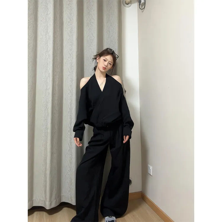 黑色挂脖露肩v领衬衫长袖上衣设计感高腰宽松直筒阔腿休闲长裤子