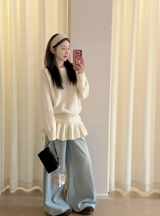 【邂逅温柔】2026早春新款氛围感荷叶边拼接套头闹一针织牛仔裤套装