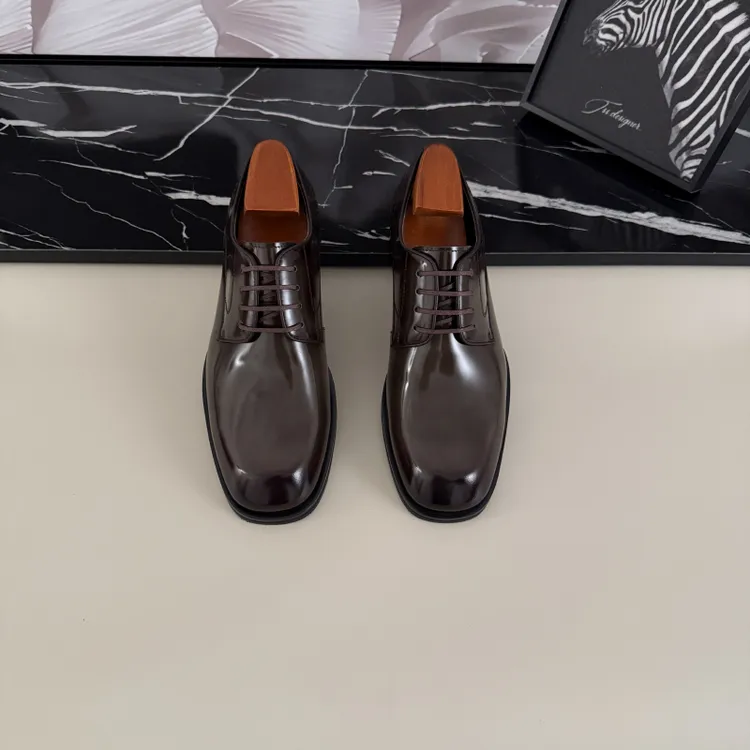 中跟透气德比鞋系带休闲皮鞋时尚方头男士商务正装皮鞋男百搭卡其