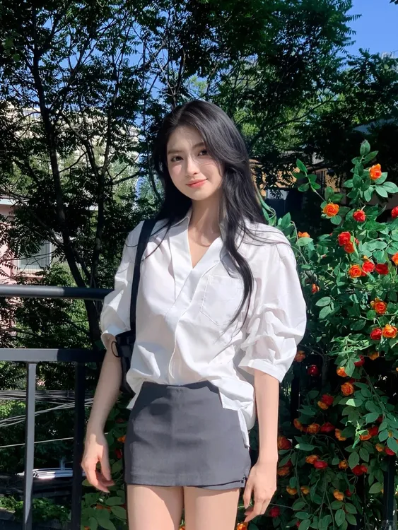 夏季新款温婉大方衣服韩系白色V领短袖小个子上衣假两件宽松短裙