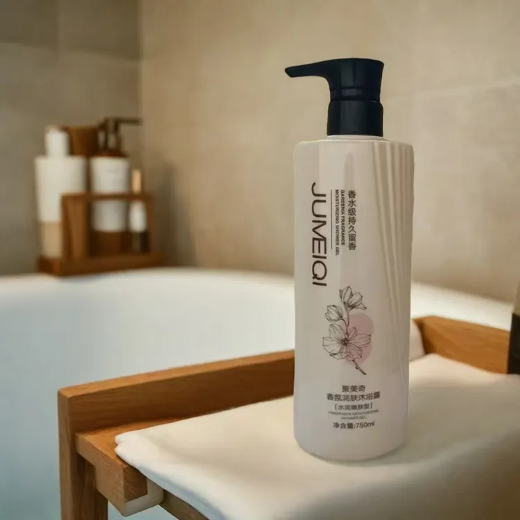 香氛润肤沐浴露，质地温和，清爽舒适750ml