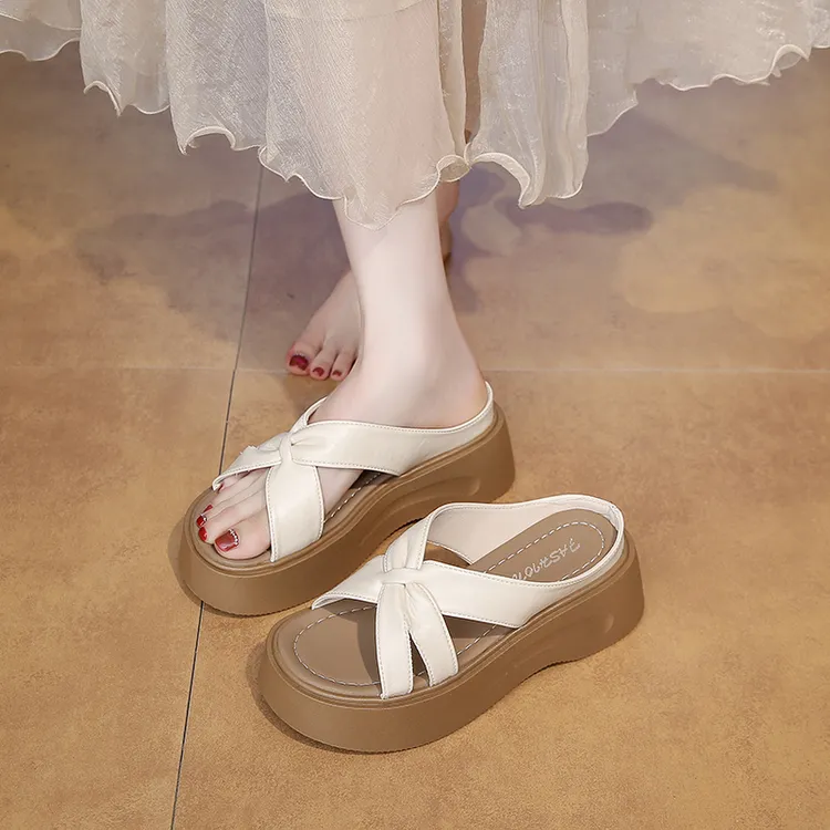 凉拖鞋女士夏季外穿2025新款爆款网红超火时尚凉鞋34码孕妇一字拖