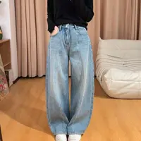 85940余小鱼【遮胯牛仔】浅蓝色竖线设计加绒水洗弯刀牛仔裤女装