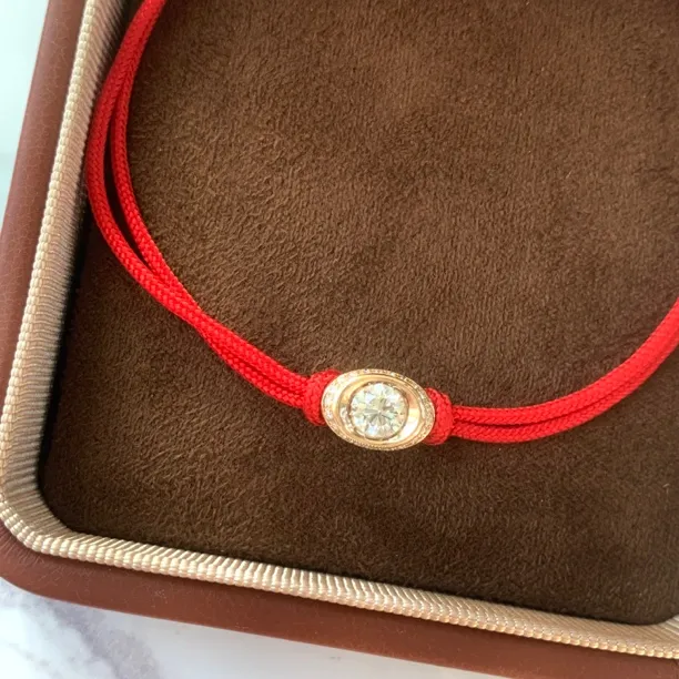 CFJEW 18K金天然钻石30/50分红绳手绳元宝气质轻奢时尚情侣百搭