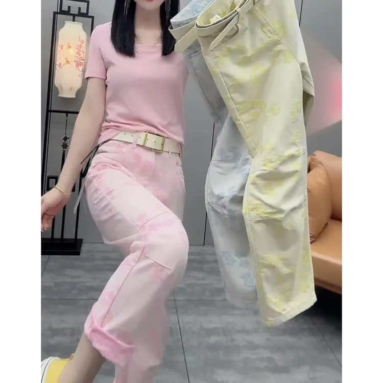 2025夏季新款高腰显瘦百搭时尚直筒九分牛仔裤