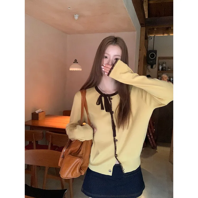 【黄油奶盖】秋季韩系蝴蝶结领家妹妹休闲针织衫DJ25607