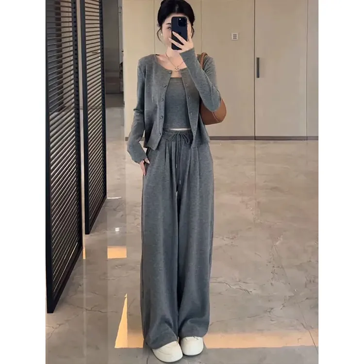 春秋爆款女士三件套糯米套装时尚运动休闲开衫内搭吊带长裤套装