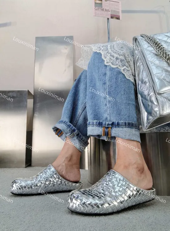 萝茜妮嫚欧美时尚个性潮流抖音透气牛皮软底防滑包头半拖鞋女士