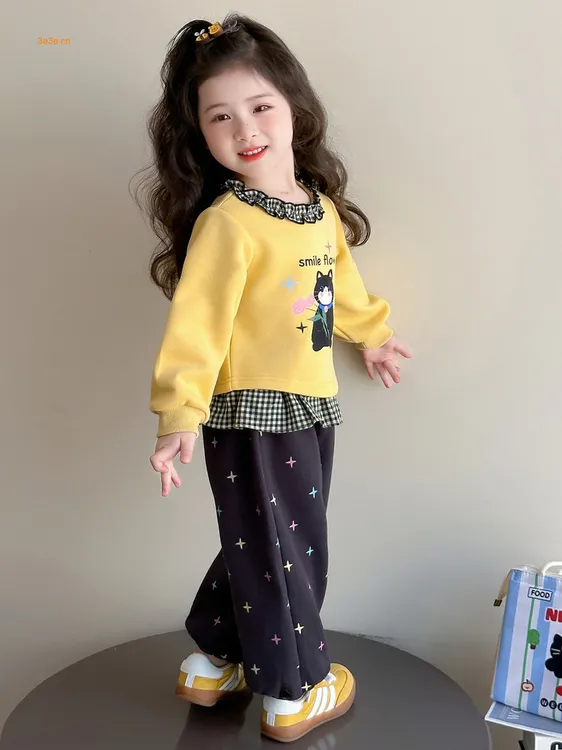 女童套装秋冬2025新品卡女宝宝秋装洋气超好看卫衣运动时髦两件套