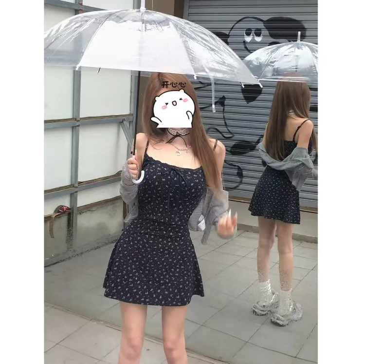 （C0101）碎花连衣裙吊带百搭开衫甜辣妹设计感复古法式气质高腰