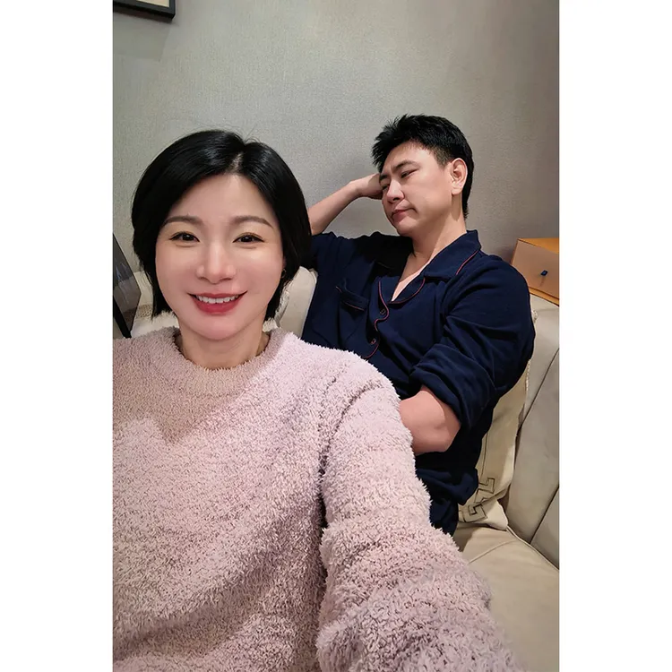 AMYMOORE2025年秋季女装法式百搭宽松休闲保暖家居服套装 97159