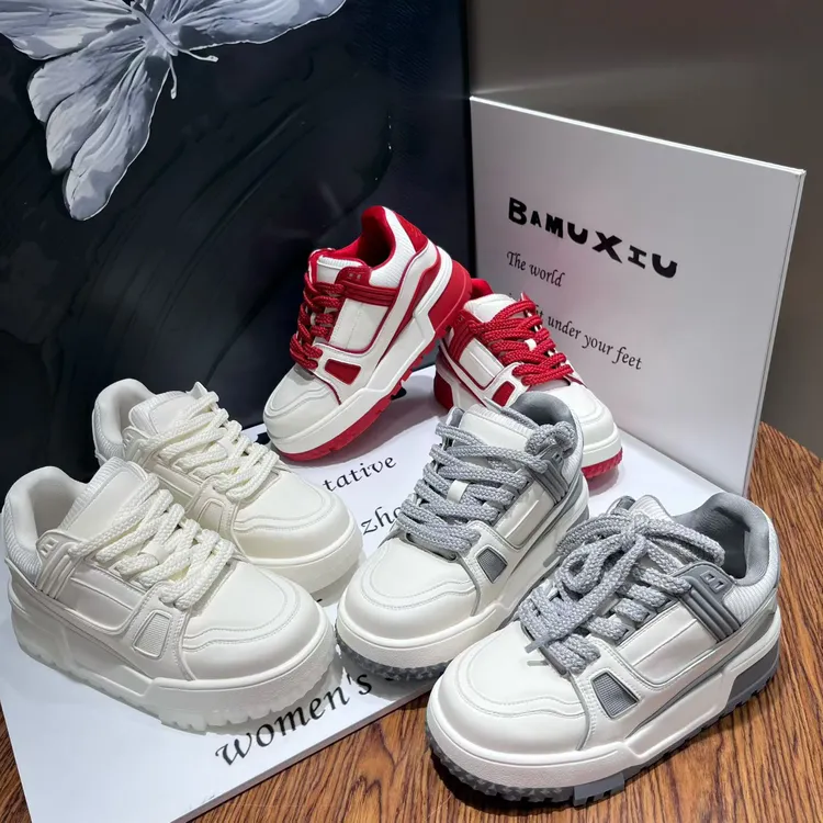 芭慕秀厚底小胖丁面包鞋女2026春新款时尚百搭增高休闲小白鞋单鞋