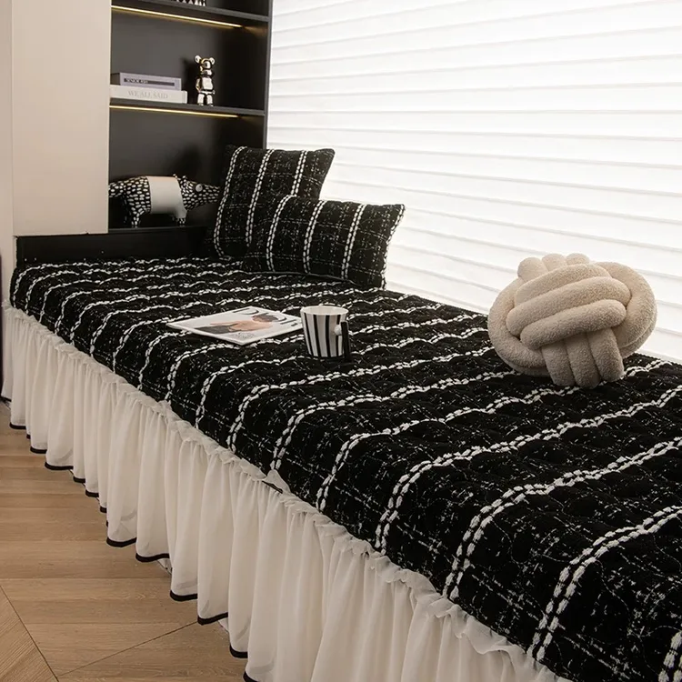 飘窗垫窗台垫轻奢高级感四季通用2026新款主卧室通用网红可机洗