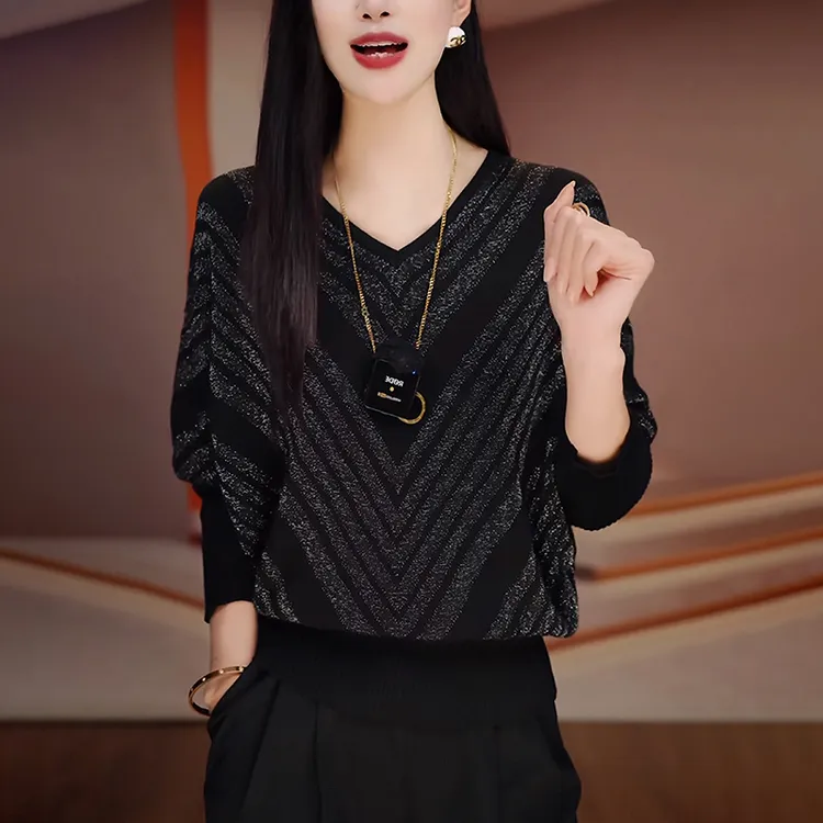 秋冬女黑色套头毛衣慵懒高级感软糯宽松显瘦条纹V领针织衫上衣