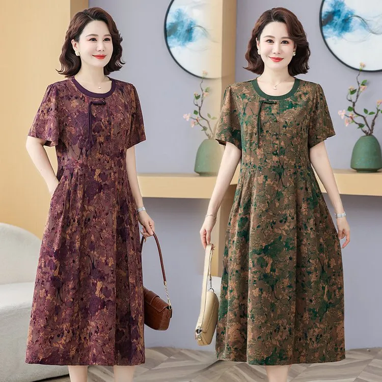 中老年洋气夏装短袖裙子200斤胖妈妈女宽松遮肚加肥加大码连衣裙