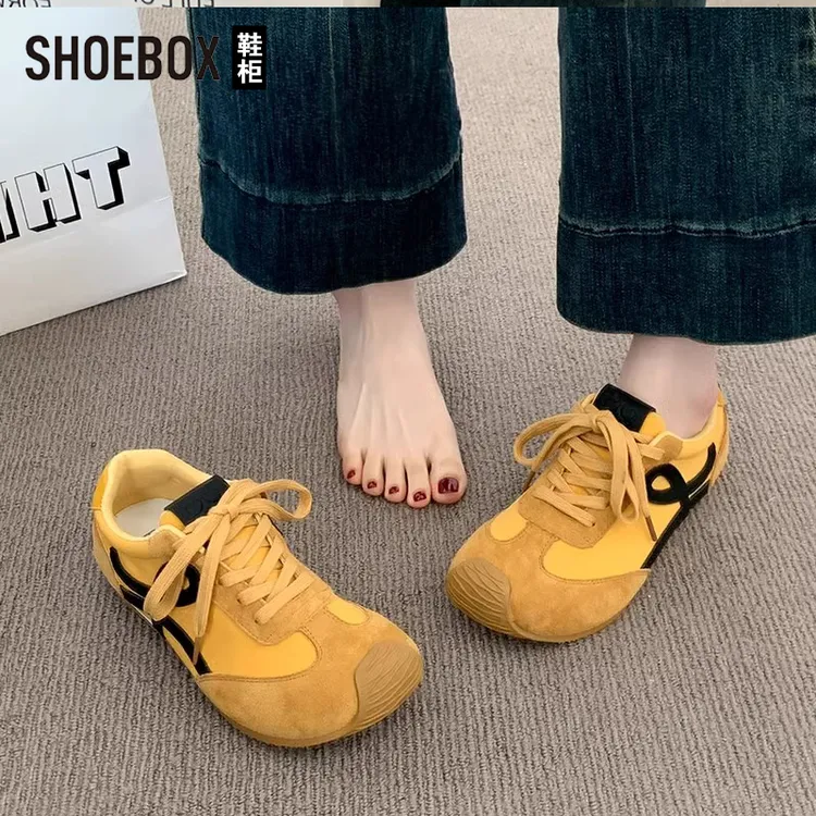 达芙妮集团旗下黄色增高休闲板鞋女夏2025新款厚底拼色阿甘德训鞋