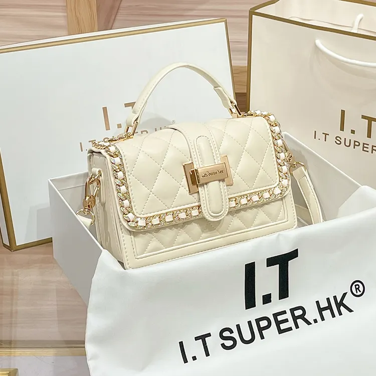 香港爆款高级感小香风菱格包包女2025新款时尚通勤轻奢斜挎小方包