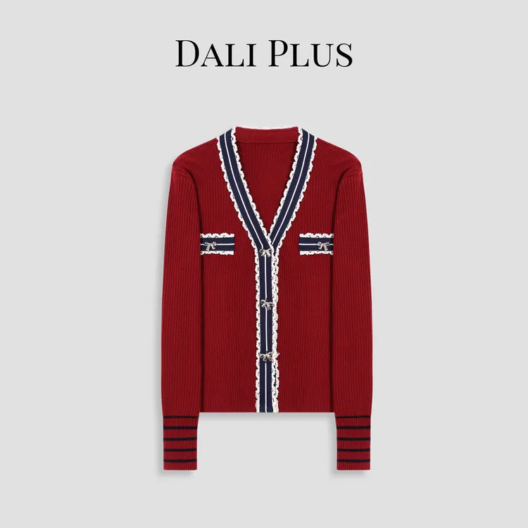 DALI PLUS【100%羊毛】甜美蕾丝花边百搭显瘦长袖针织衫D4YW0396